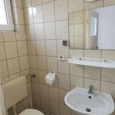 Goscinne U Marcina, Gaestezimmer Bei Martin Pensjonat Mielno (Koszalin)