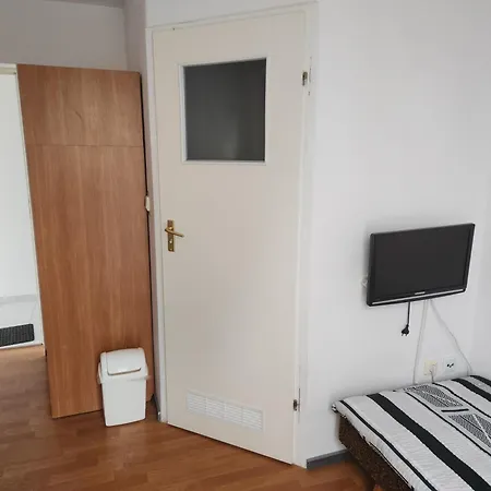 Pensjonat Goscinne U Marcina, Gaestezimmer Bei Martin Mielno (Koszalin)