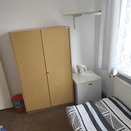 게스트하우스 Goscinne U Marcina, Gaestezimmer Bei Martin 미엘노