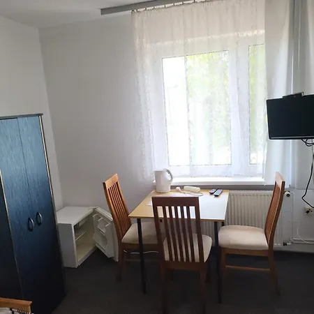 게스트하우스 Goscinne U Marcina, Gaestezimmer Bei Martin 미엘노